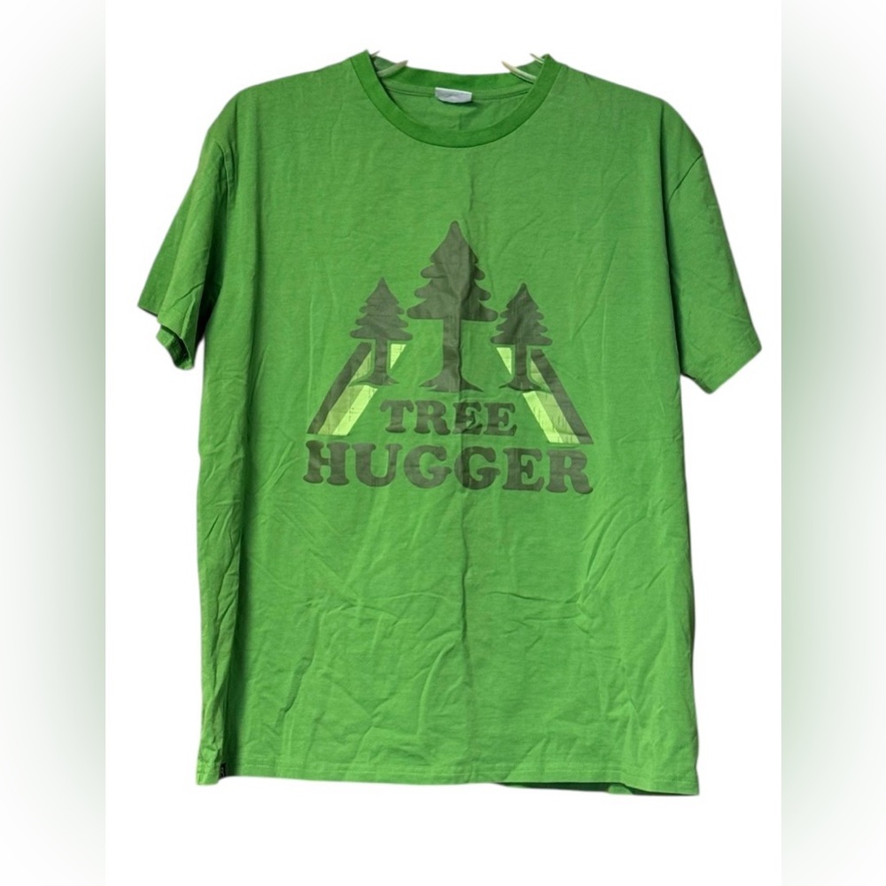 Adult 8 Billion Trees Tree Hugger T-shirt Green Size M